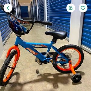 Hot Wheels Boys Bike